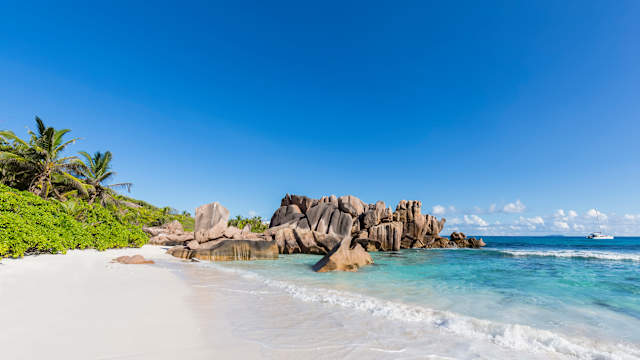 Seychelles, La Digue, Indian Ocean, Anse Cocos, beach