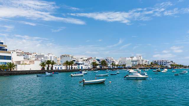 Spain, Canary Islands, Lanzarote, Arrecife, view to Charco de San Gines