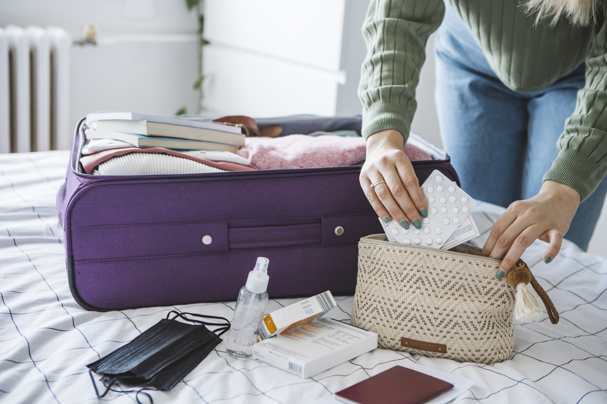 Reiseapotheke - Tipps und Checkliste für eine vollständige Reiseapotheke im  Familienurlaub