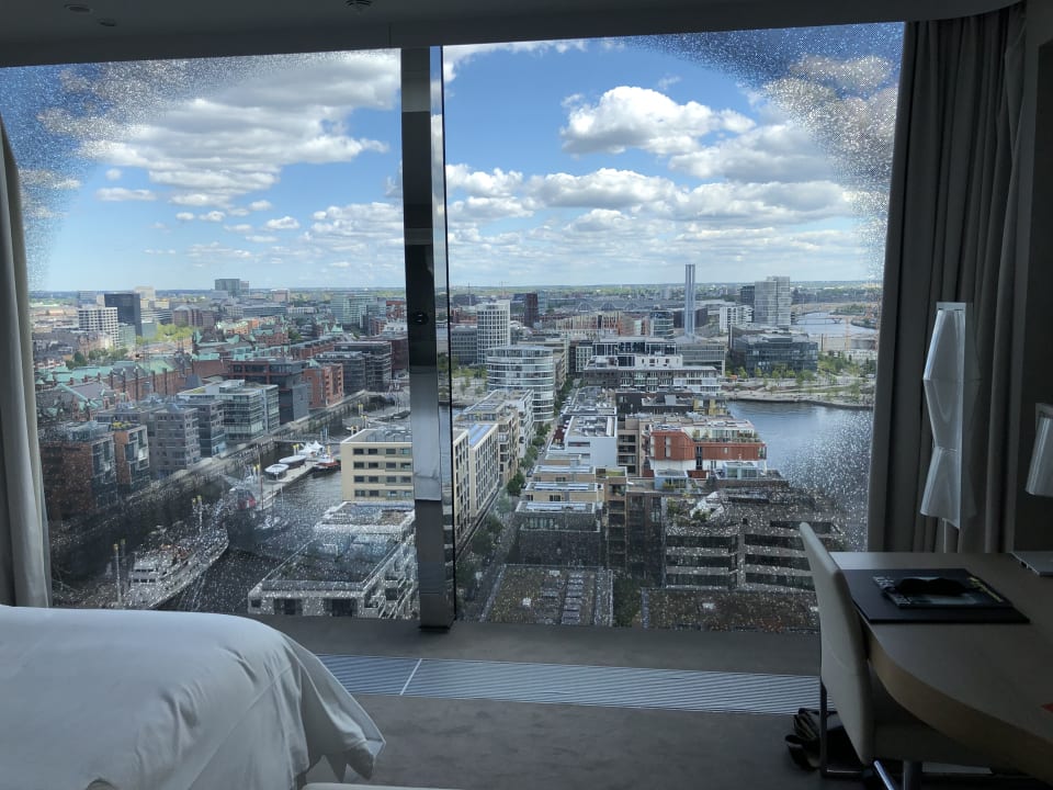 Blick Aus Dem Hotelzimmer The Westin Hamburg Hamburg