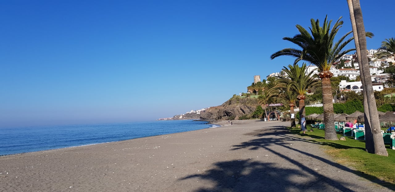 Strand Marinas De Nerja Beach Spa Nerja Holidaycheck Costa Del