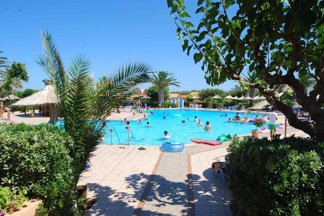 Großer Pool Anissa Beach Village Anissaras HolidayCheck Kreta