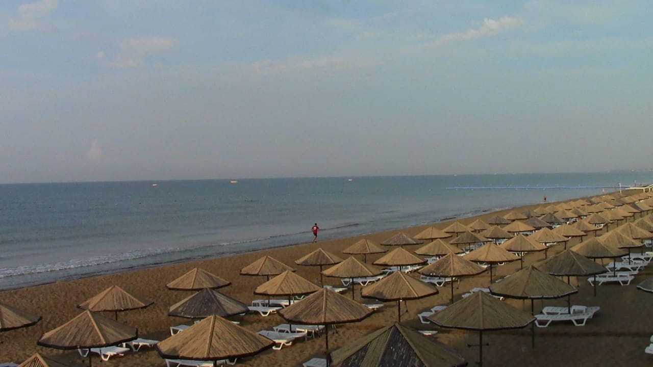 am Strand ist Platz für a Hotel Defne Dream Colakli