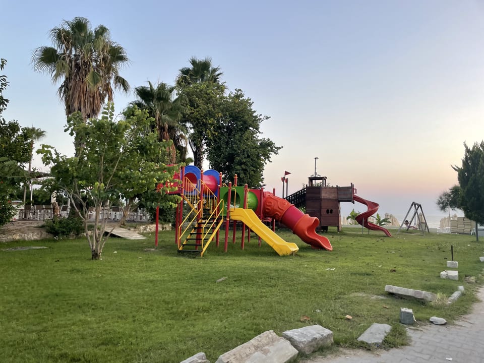 Strandbar Spielplatz Seaden Corolla Hotel Side Kumköy