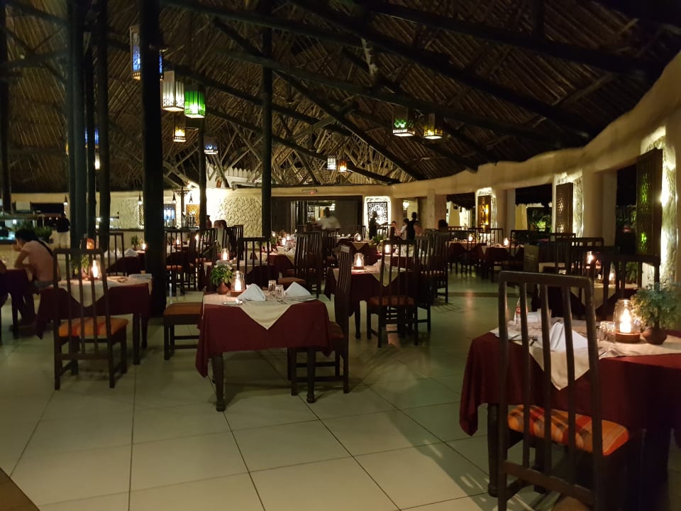 Restaurant Innenbereich Hotel Southern Palms Beach Resort Diani