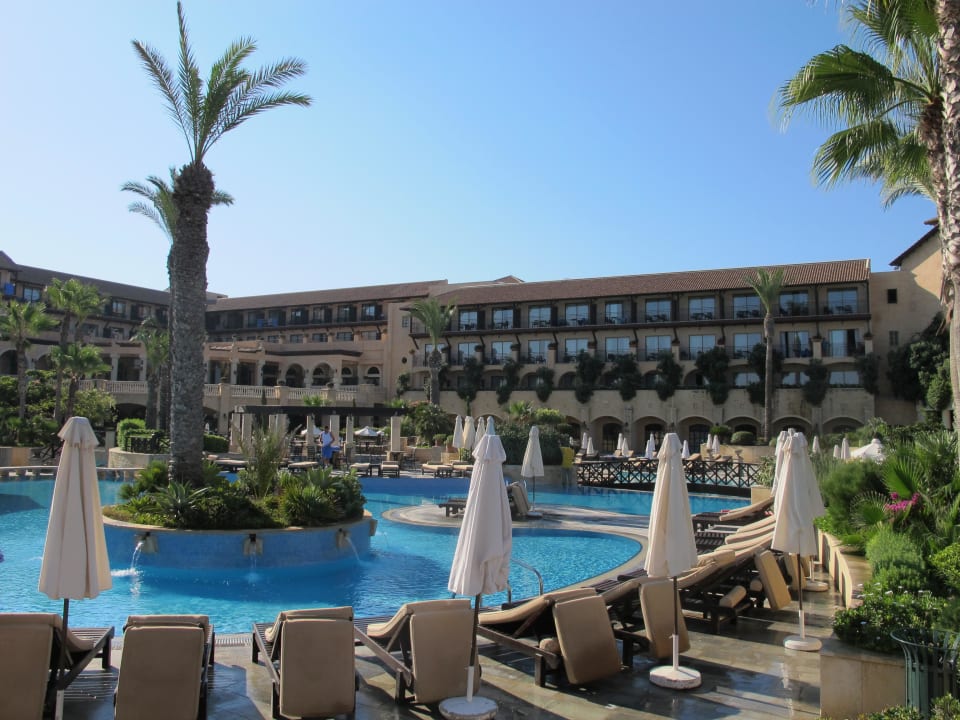 Blick Aufs Hotel Und Stra Hotel Elysium Paphos HolidayCheck