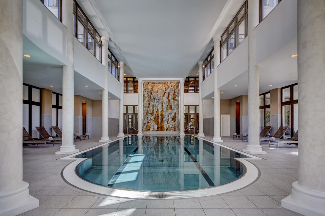 Pool Grand Hotel Des Bains Kempinski St Moritz HolidayCheck