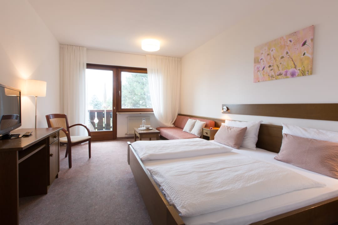 Zimmer Pension Sankt Urban Merano Meran HolidayCheck Südtirol