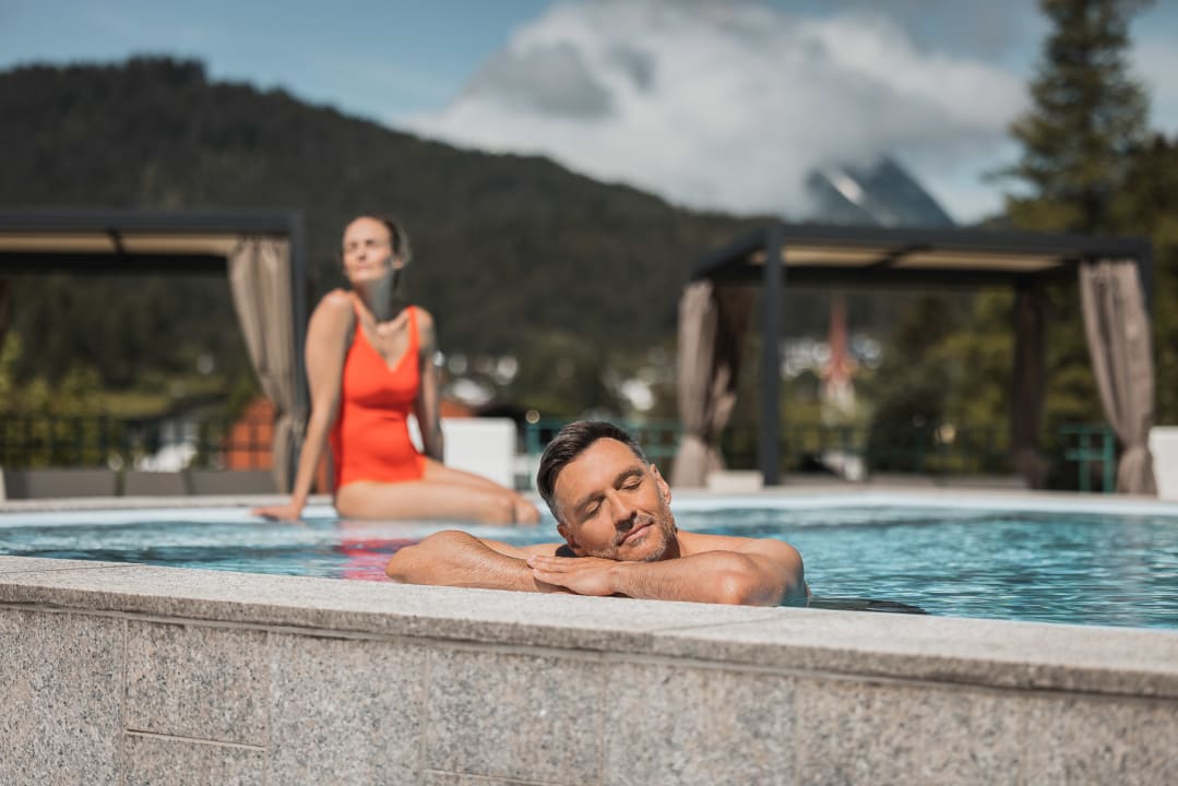 Pool Wellnesshotel Schönruh Seefeld in Tirol HolidayCheck Tirol