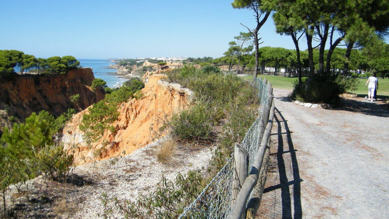 Traumhafter Blick Vom Gol Pine Cliffs Hotel A Luxury Collection