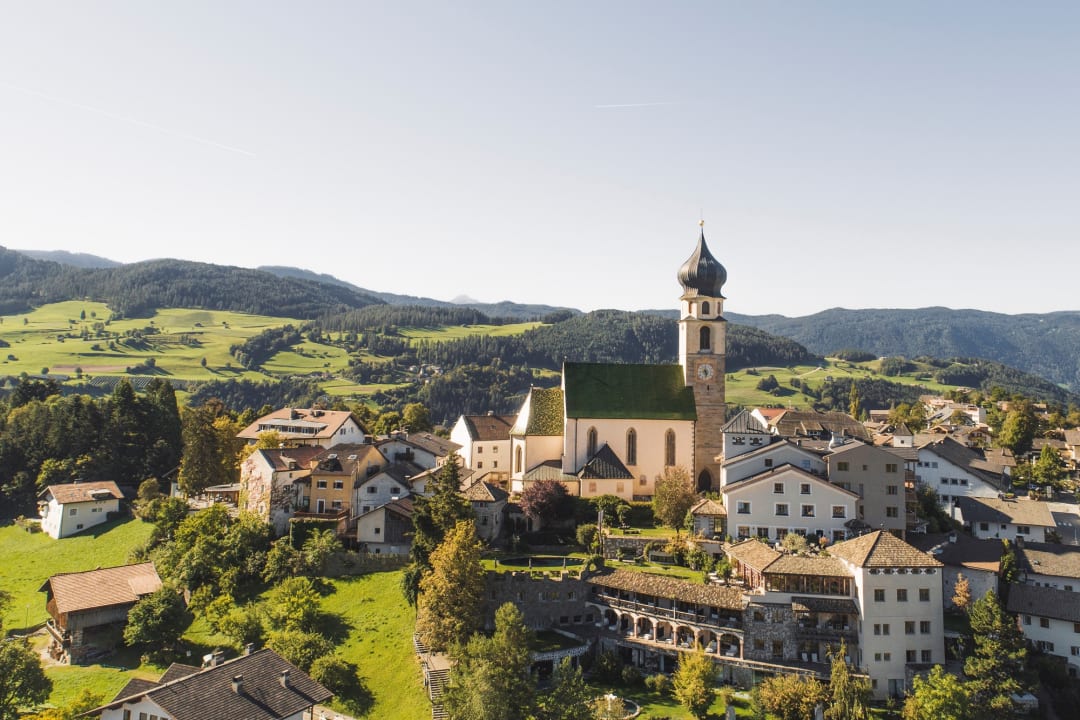 Au Enansicht Romantik Hotel Turm Fi Allo Sciliar V Ls Am Schlern