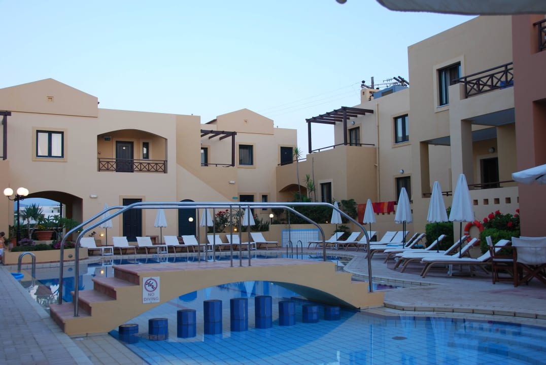 Basen Silver Beach Hotel Apartments Maleme HolidayCheck Kreta