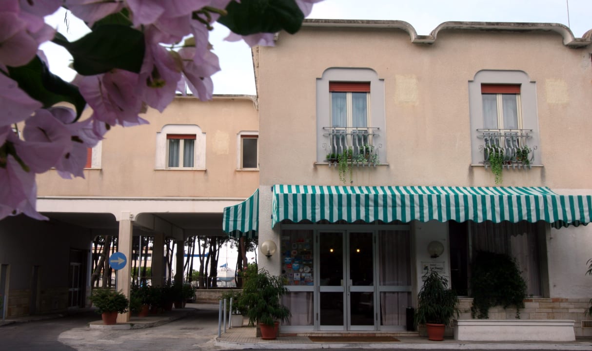 Außenansicht Hotel La Pineta Tropea HolidayCheck Kalabrien