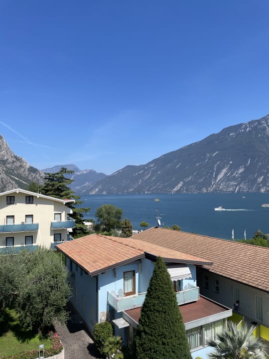 Ausblick Hotel Ideal Limone Holidaycheck Lombardei Italien