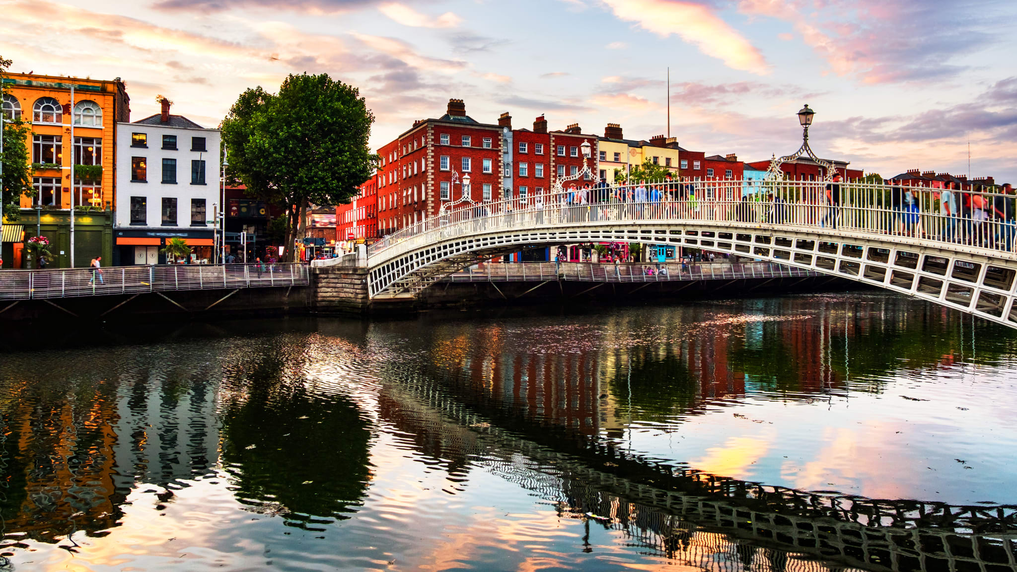 Half Penny Bridge, Dublin, Irland
