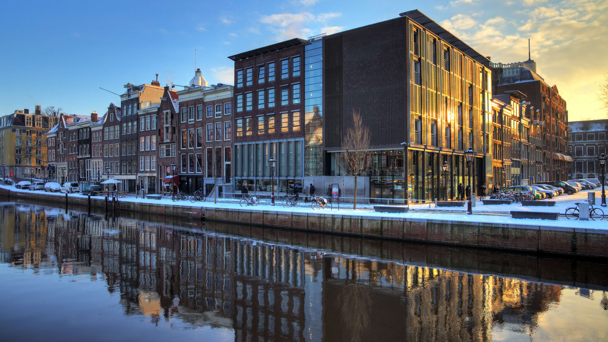 Anne-Frank-Haus ©dennisvdw/iStock / Getty Images Plus via Getty Images