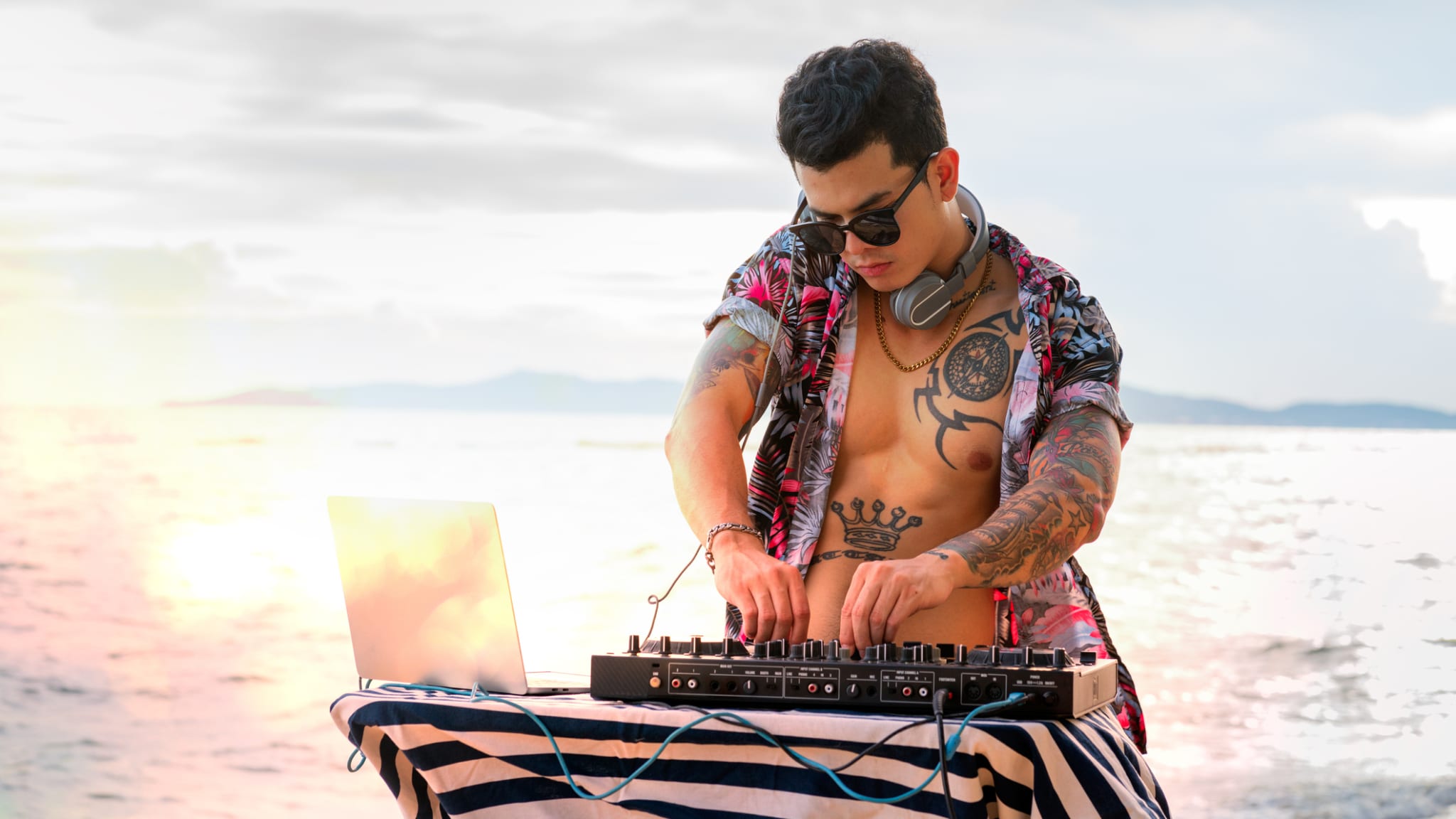 DJ in der Dominikanischen Republik © sarote pruksachat/Moment via Getty Images