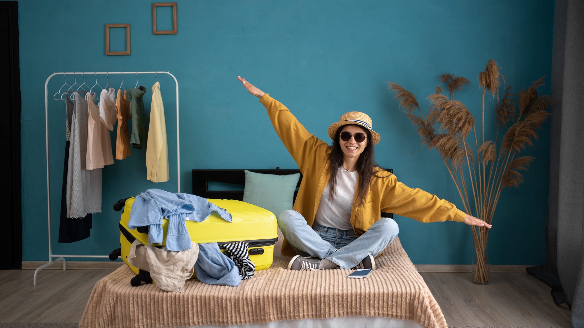 Beim Kofferpacken steigt die Vorfreude auf den Urlaub © mtrlin - stock.adobe.com