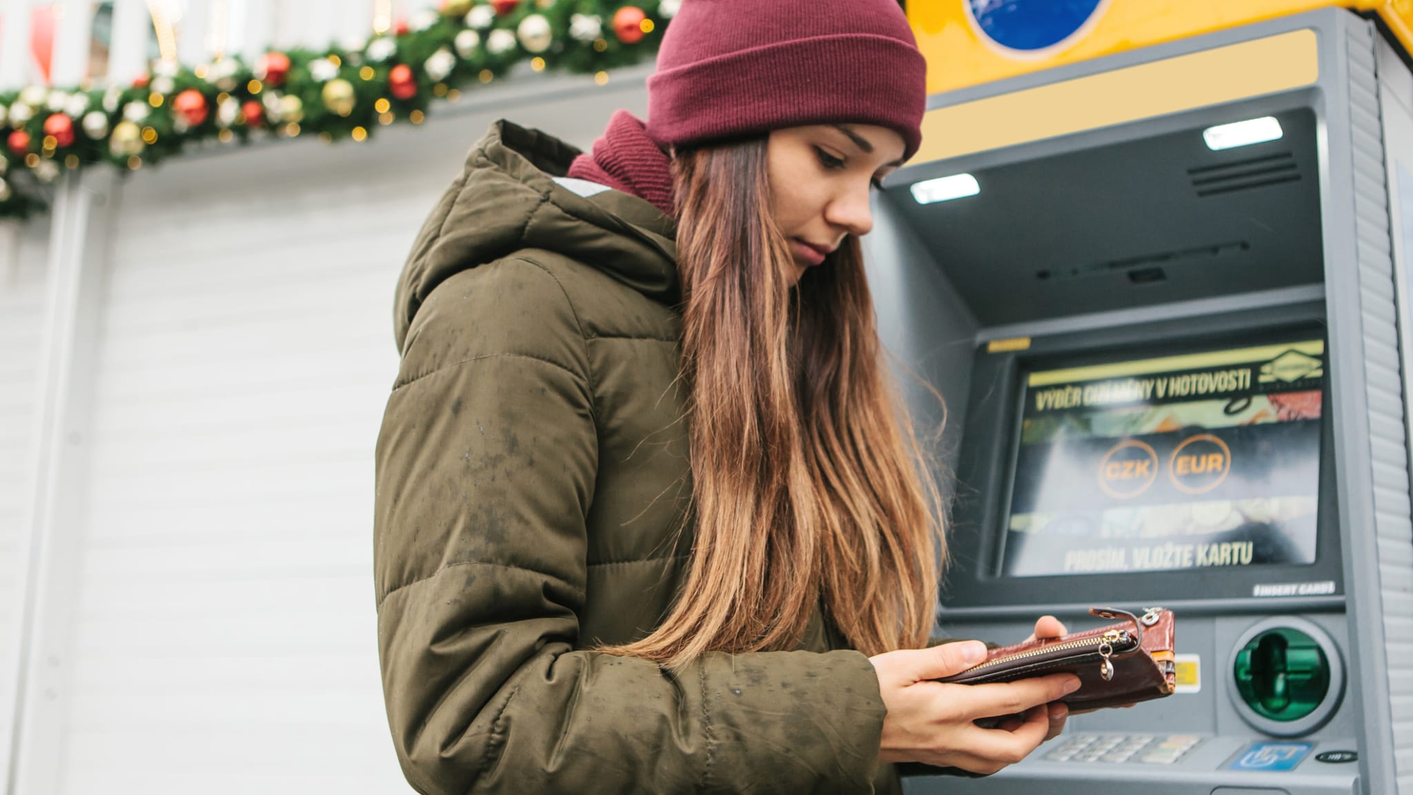 Geld-Umtausch in Prag, Tschechien © iStock.com/franz12