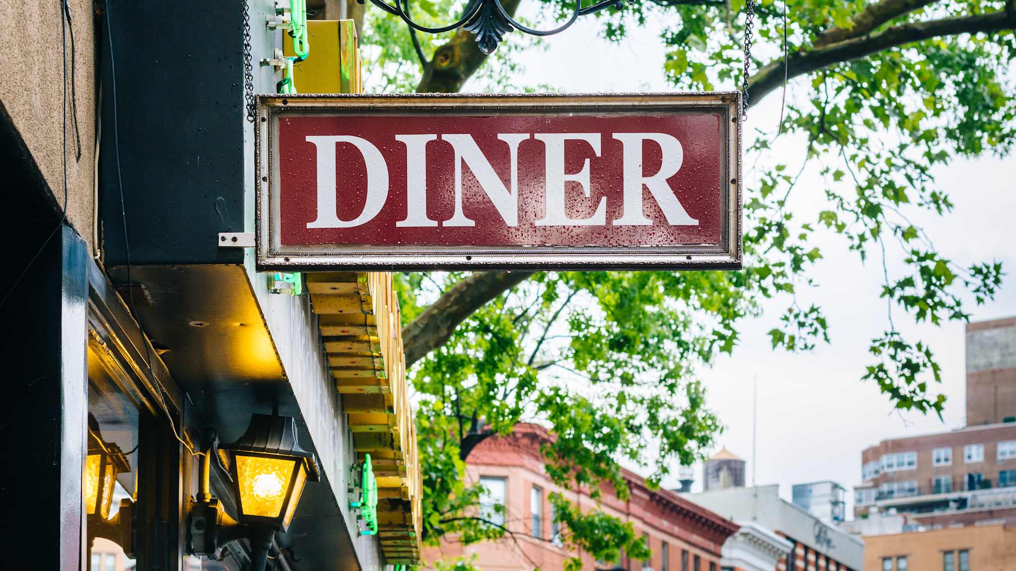 Nahaufnahme Diner-Schild in Greenwich Village, New York City