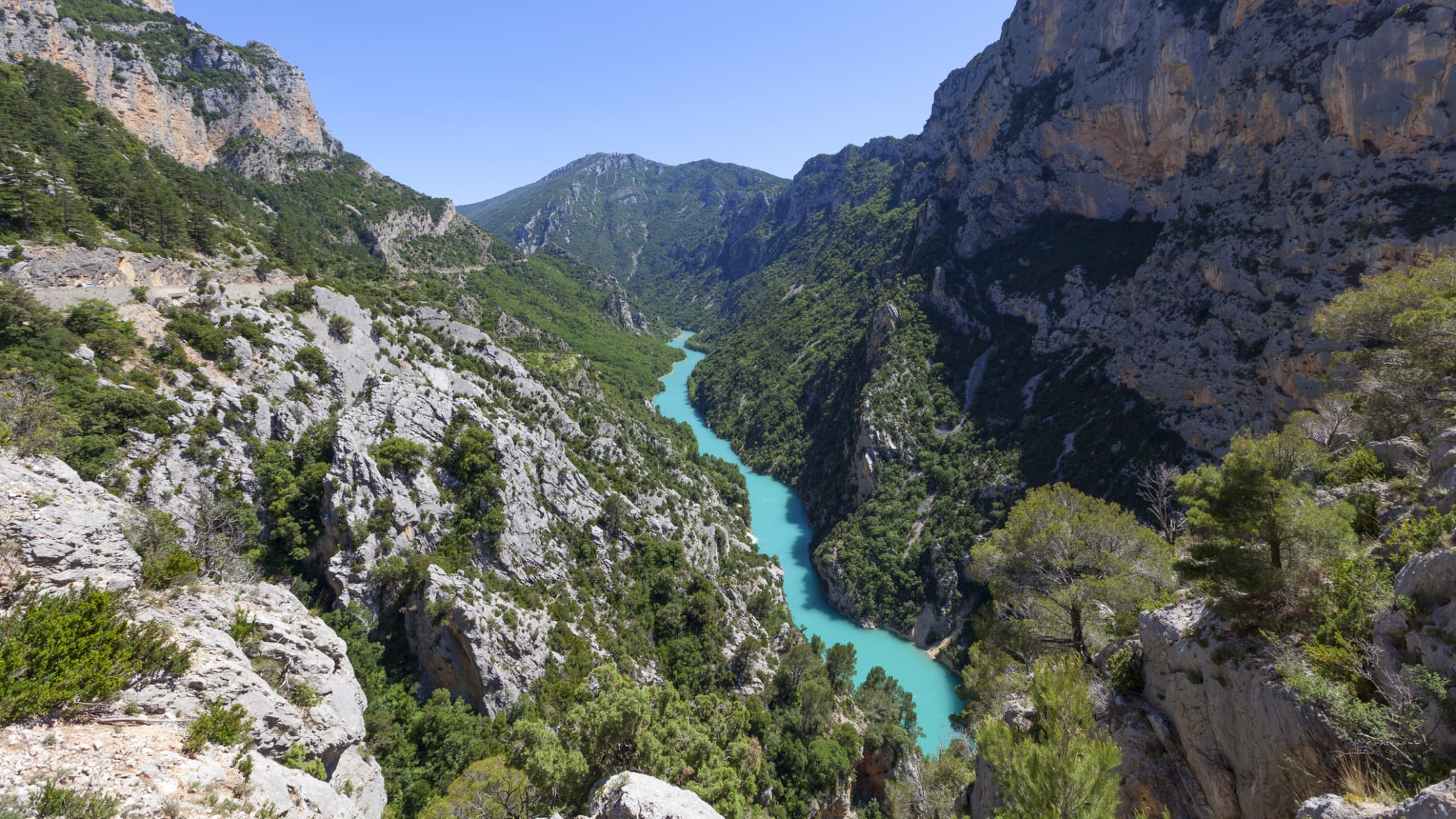 Luftaufnahme der Gorges du Verdon in Frankreich © iStock.com/davidevison
