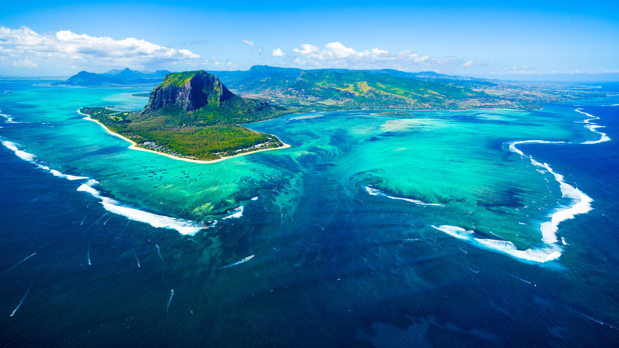 Luftaufnahme, Le Morne Brabant, Mauritius © Myroslava/iStock