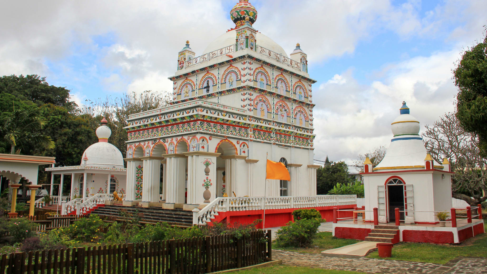 Maheswarnath-Mandir-Tempel, Mauritius © Romeo Reidl/Moment Open via Getty Images