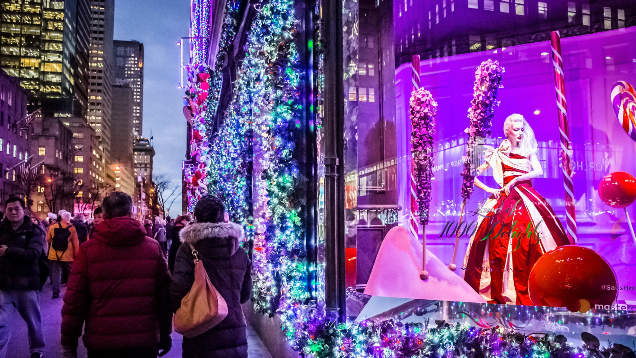 New York Weihnachten © andykazie/iStock Editorial/ Getty Images Plus via Getty Images