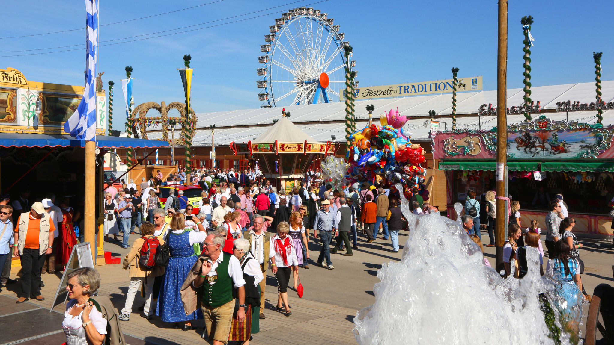 Das Festzelt Tradition © München Tourismus, Tommy Loesch