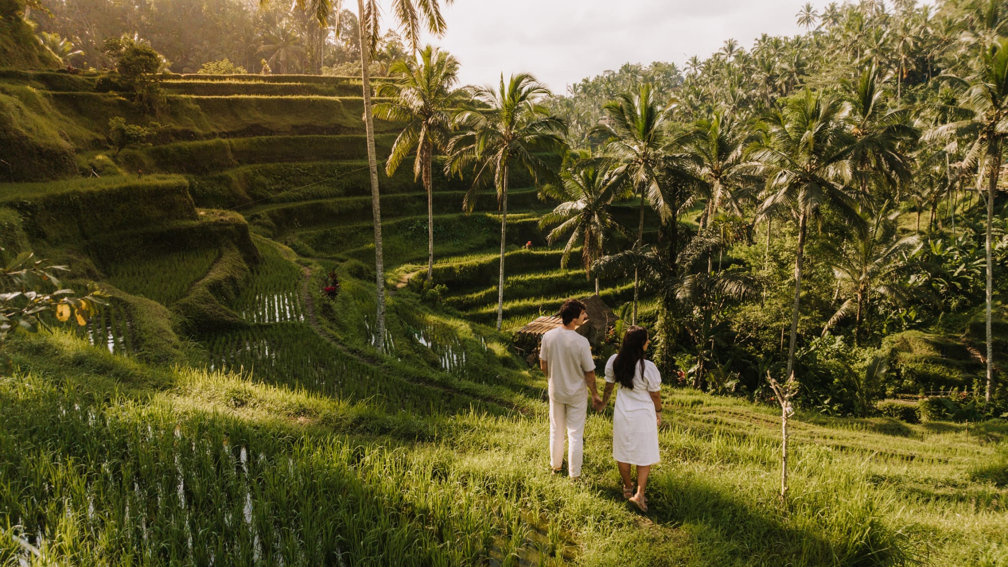 Paar bei den Reisterrassen, Bali © raquel arocena torres/Moment via Getty Images