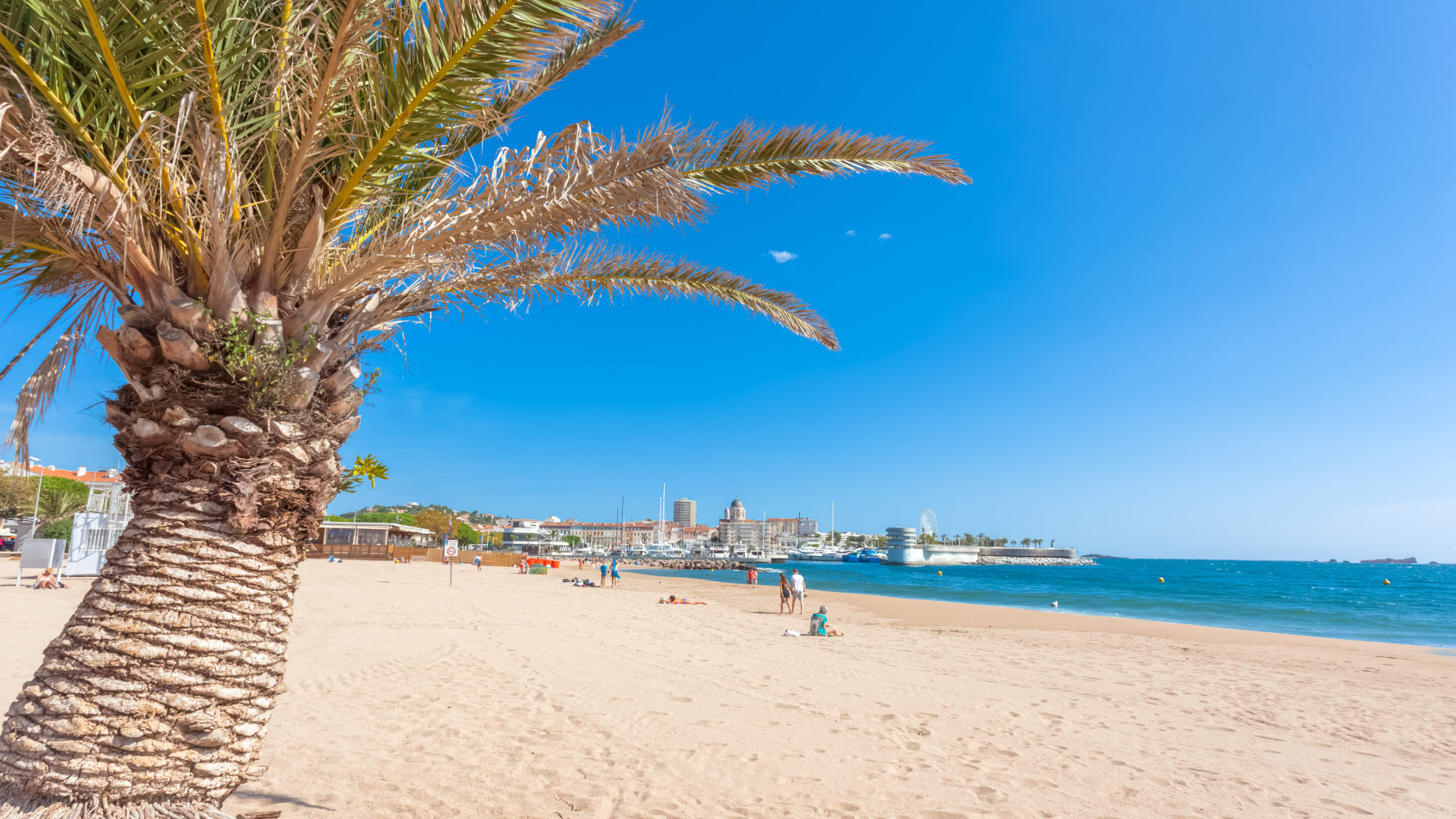 Plage de Fréjus, Saint-Raphaël, Var, Frankreich © stock.adobe.com - Unclesam