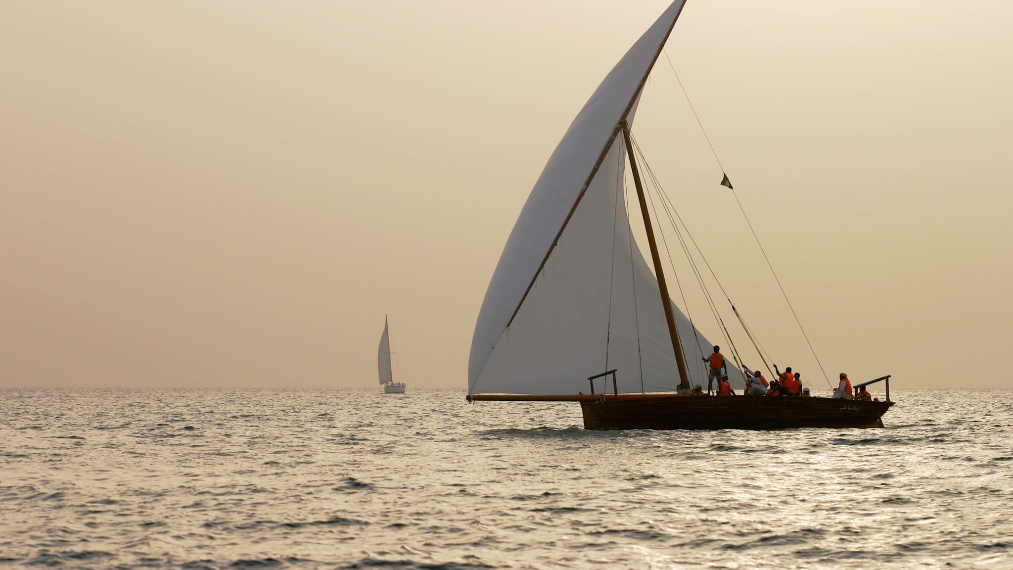 Segelrennboot, Kite Beach, Dubai © ZambeziShark/iStock / Getty Images Plus via Getty Images