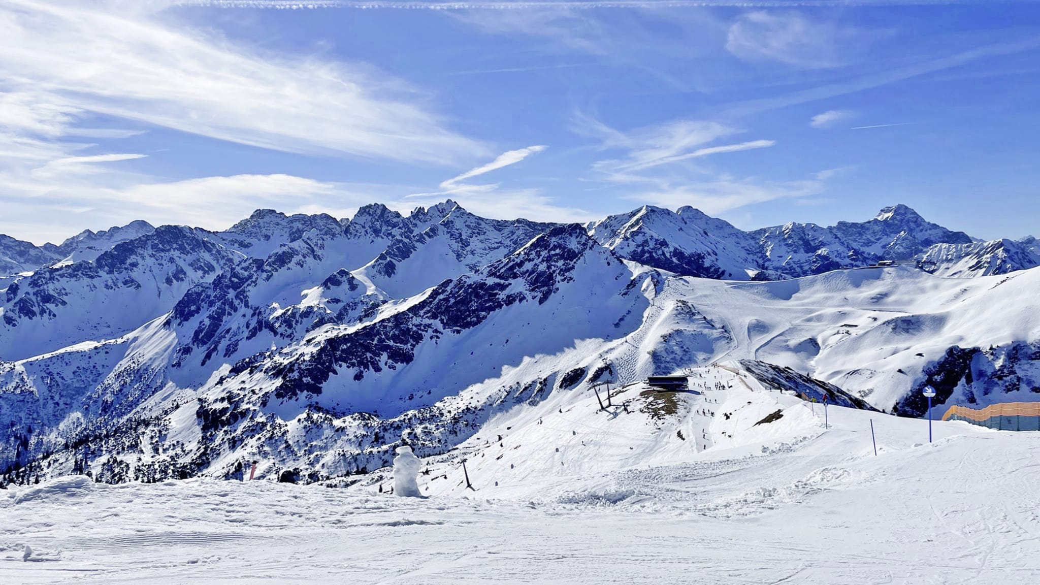 Skigebiet Kleinwalsertaler, Bayern © clu/iStock / Getty Images Plus via Getty Images