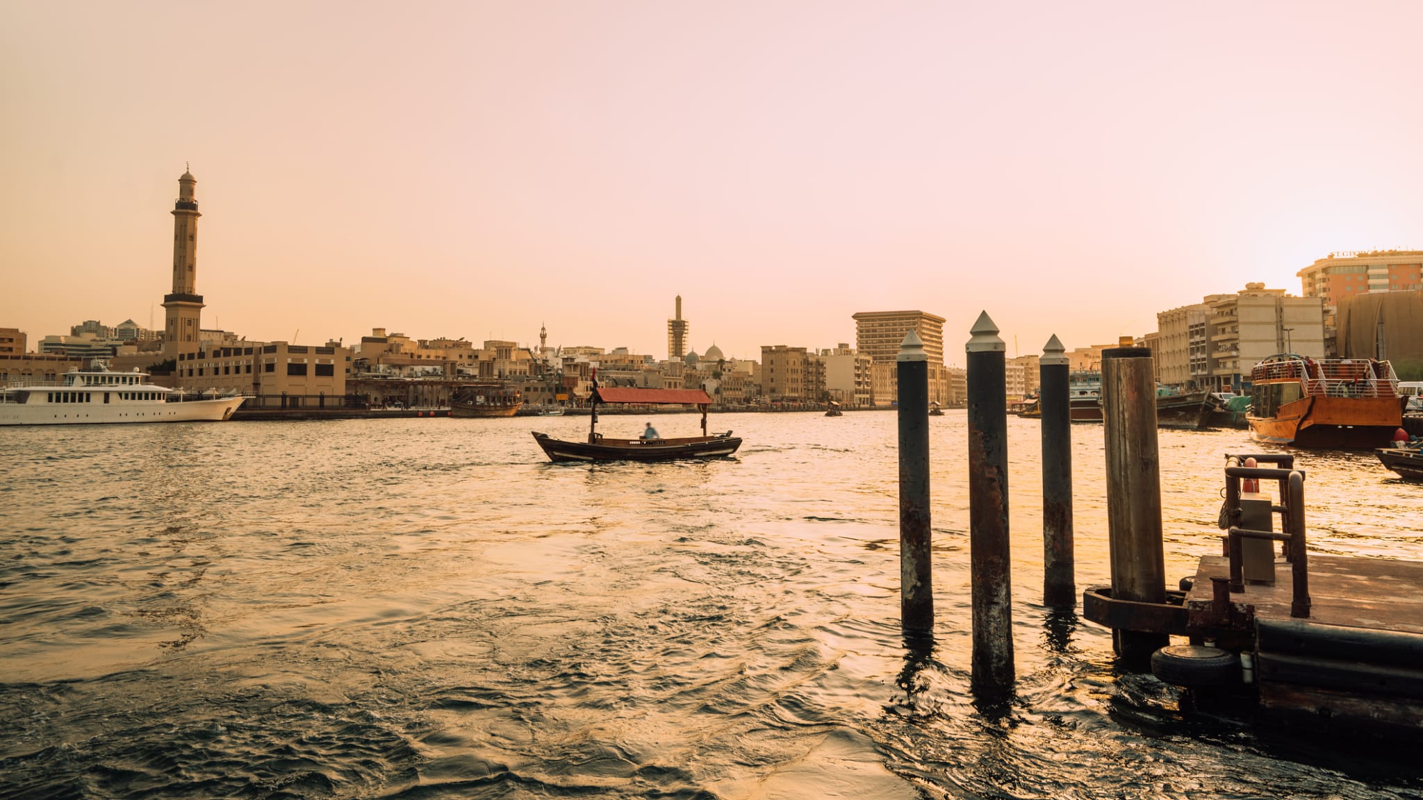 Dubai Creek ©Nikada/iStock / Getty Images Plus via Getty Images