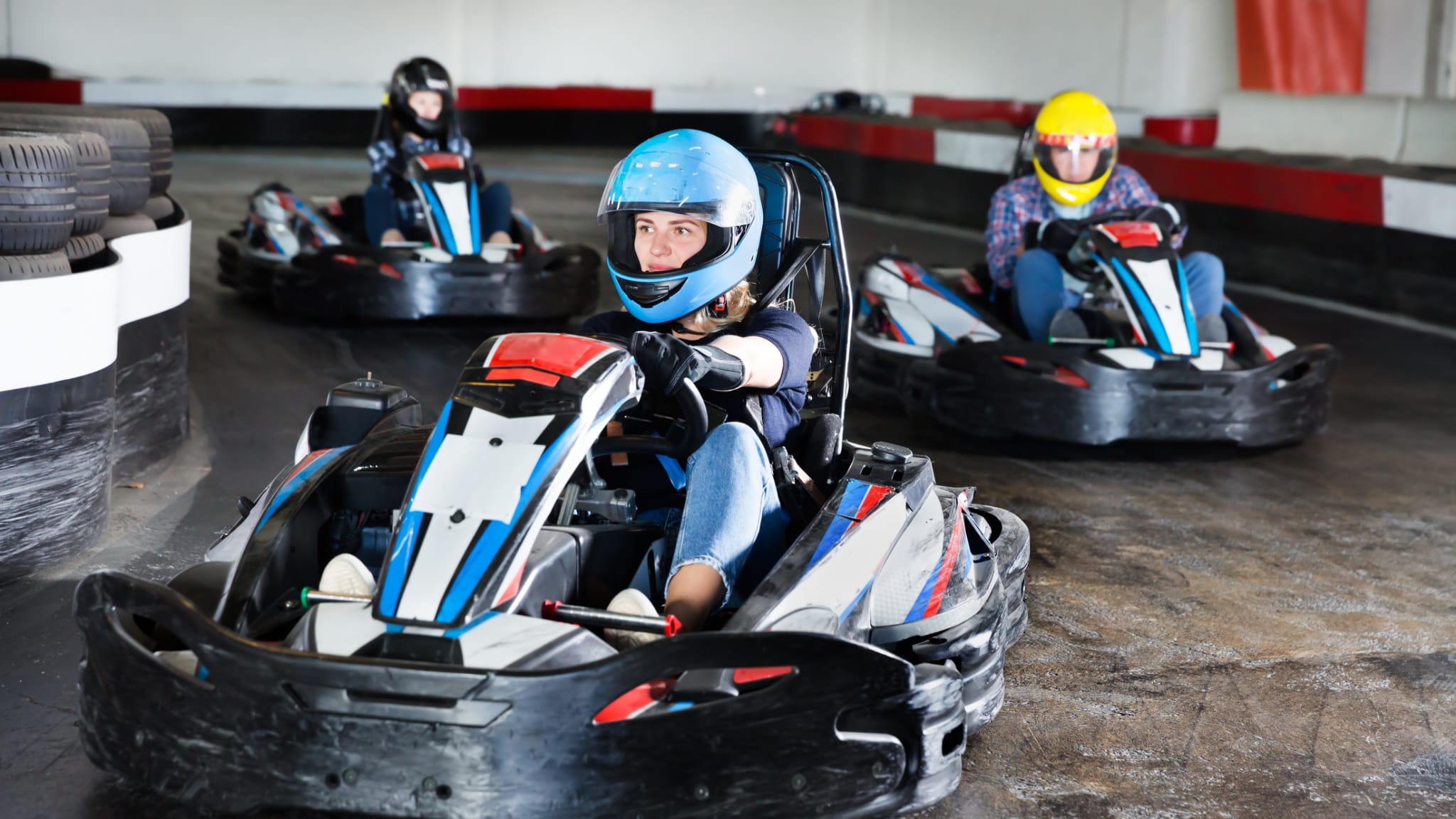 Spass beim Kartfahren wie in Affi © JackF/iStock / Getty Images Plus via Getty Images