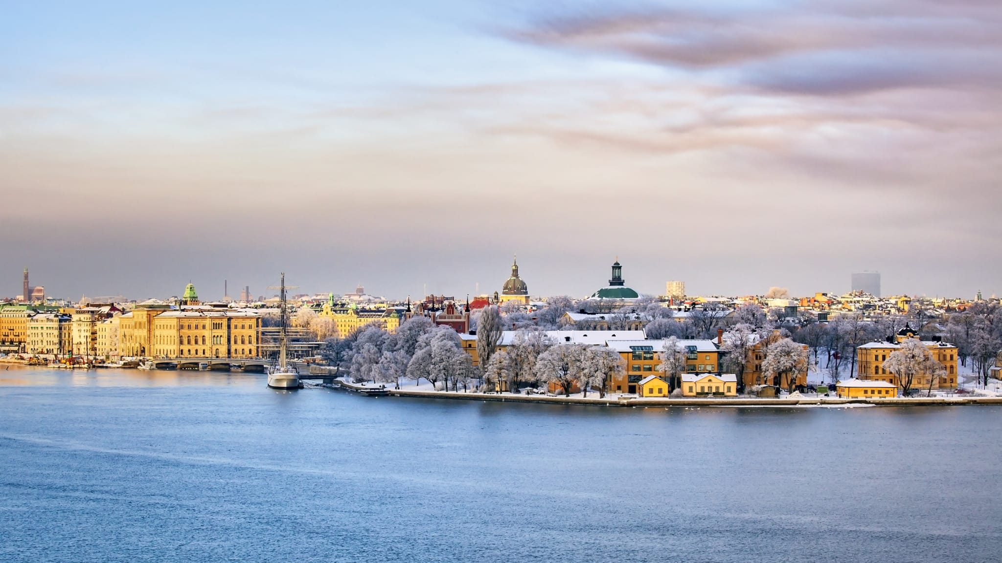 Stockholm im Winter © mikdam/iStock / Getty Images Plus via Getty Images