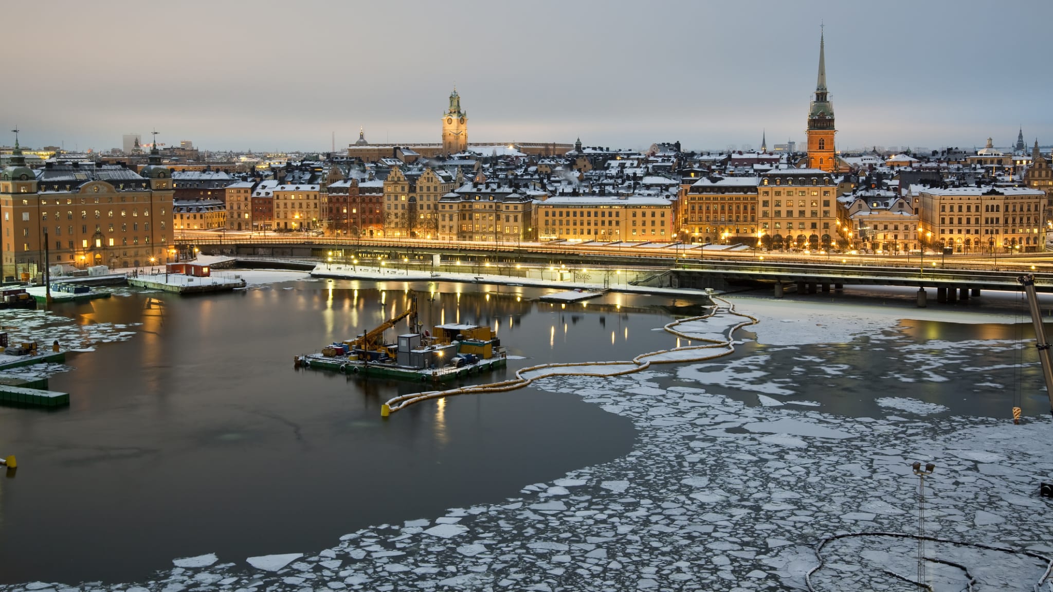 Stockholm im Winter © Remus Kotsell/E+ via Getty Images