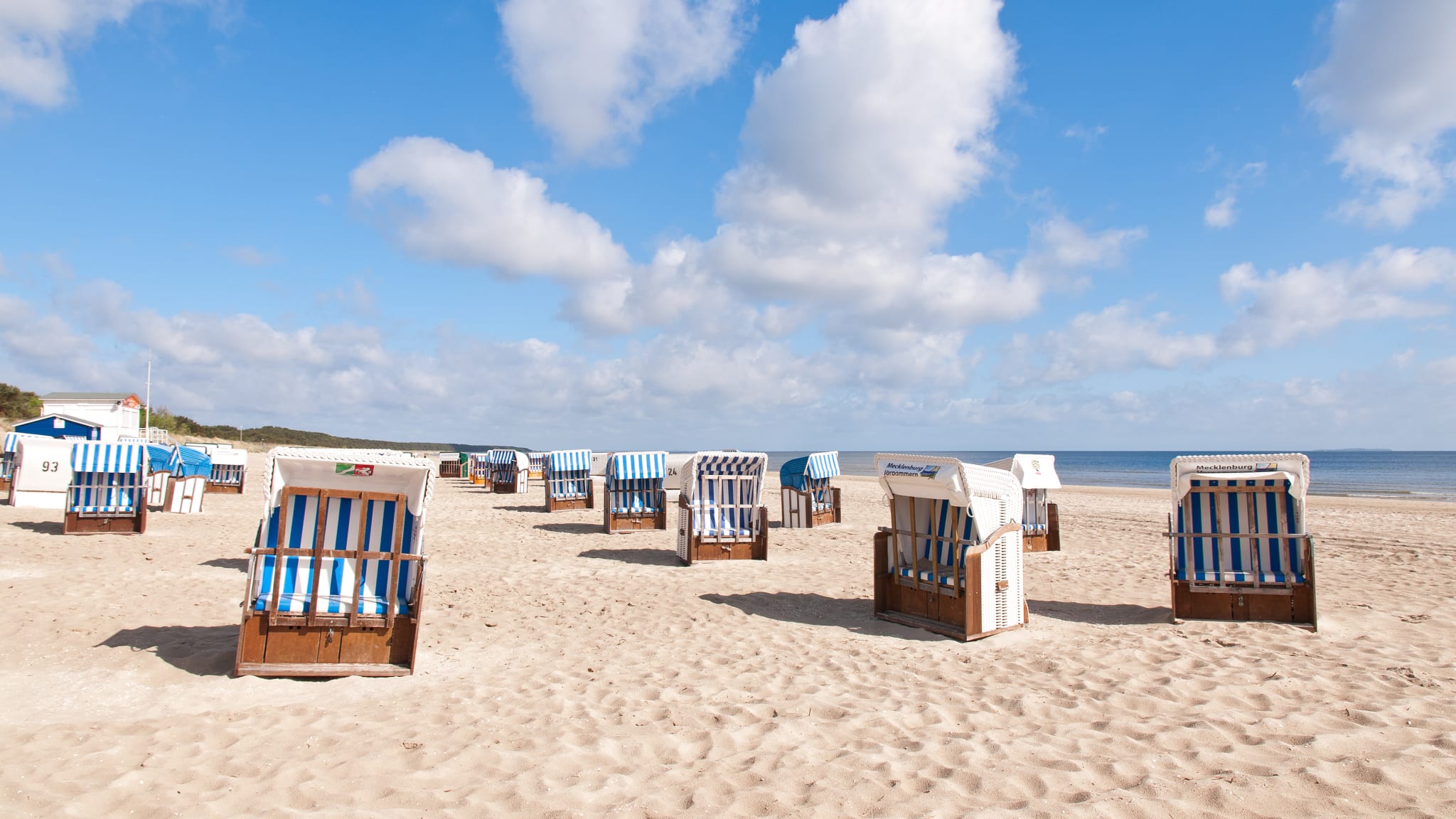 Strandkörbe am Strand, Karlshagen, Usedom © Superhasi - stock.adobe.com