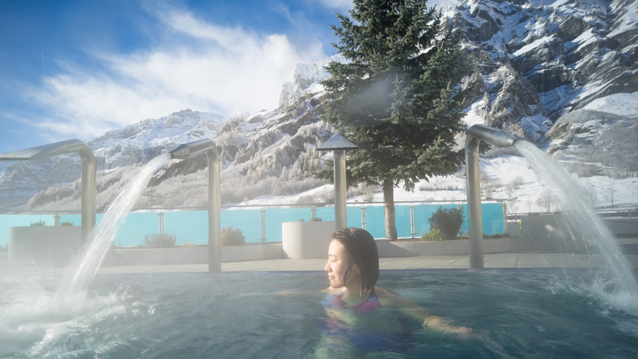 Thermalquelle in der Schweiz ©xenotar/E+ via Getty Images