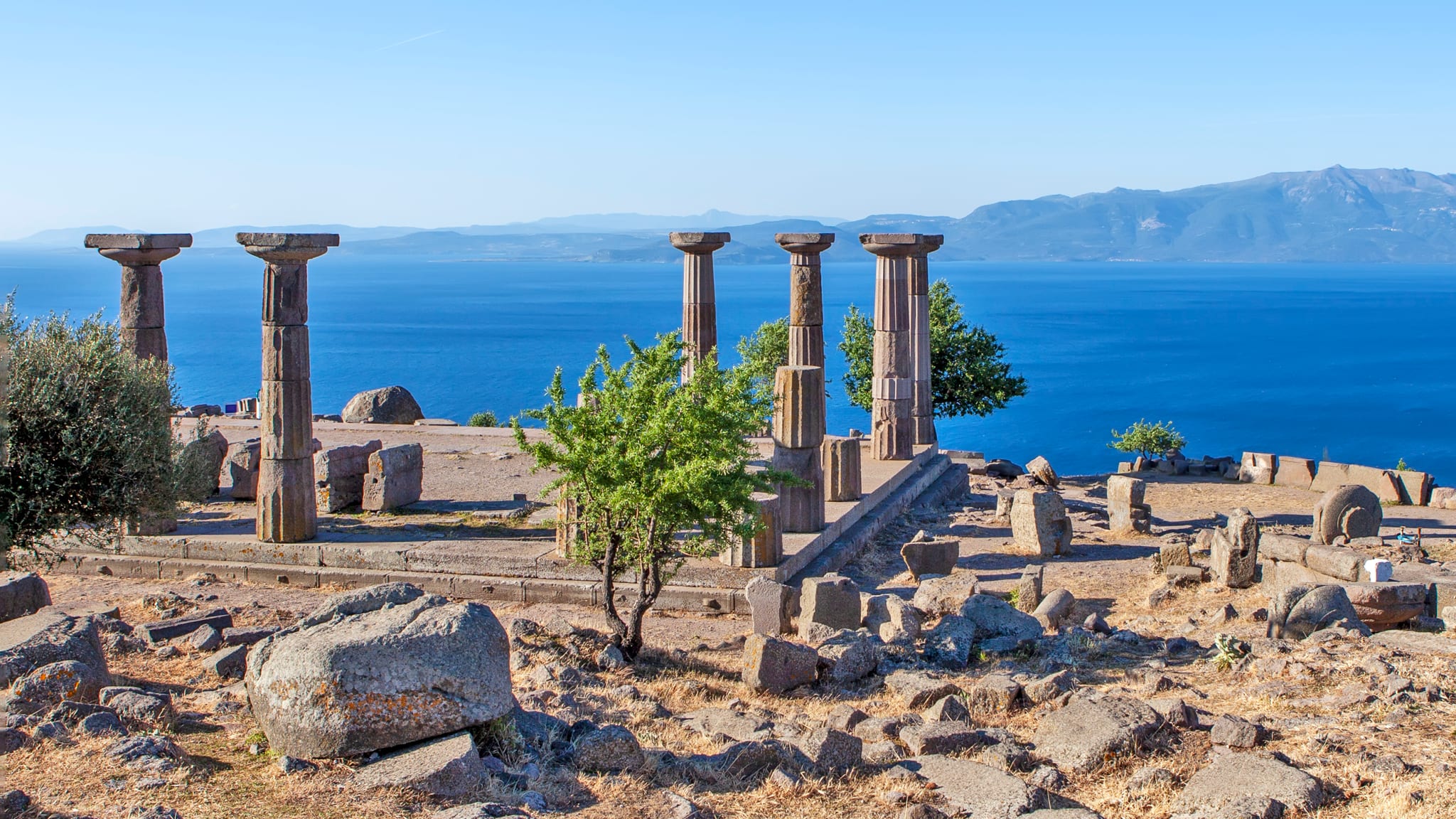 Antike Säulen in Troja, Canakkale, Türkische Ägäis