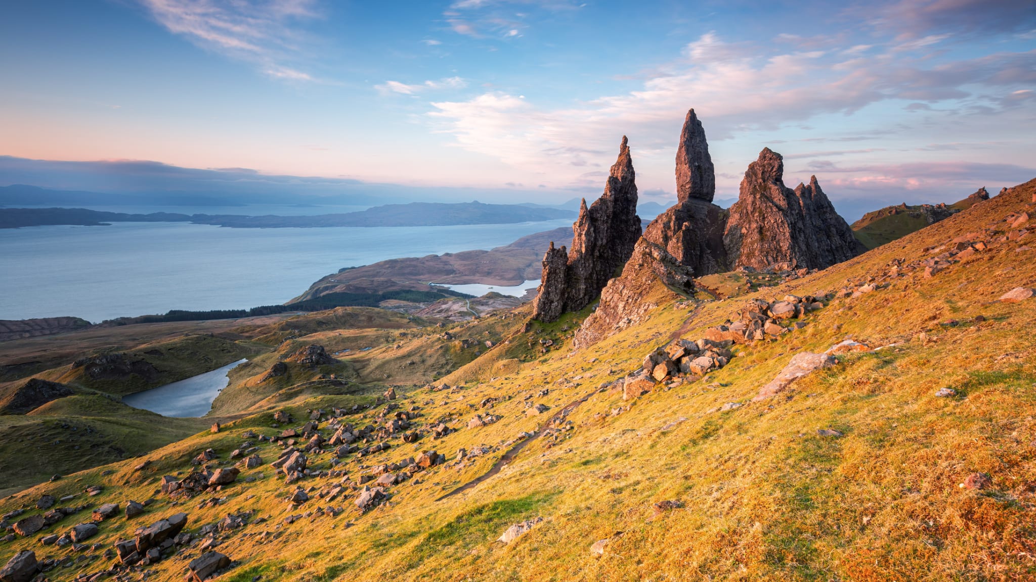 Die Landschaft Old Man of Storr auf der Isle of Skye in Schottland.