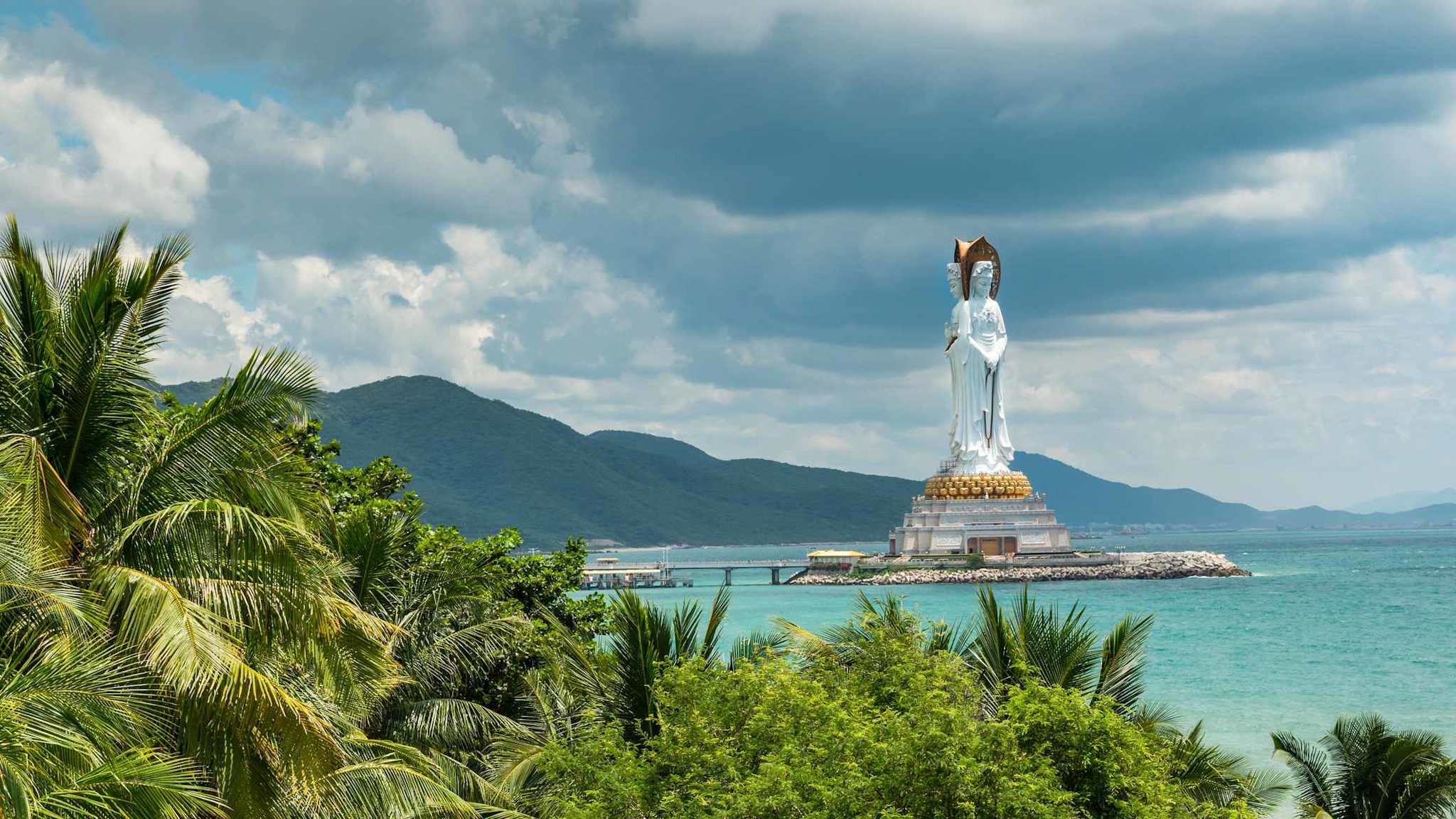 Die Guanyin Statue in Nanshan, China.