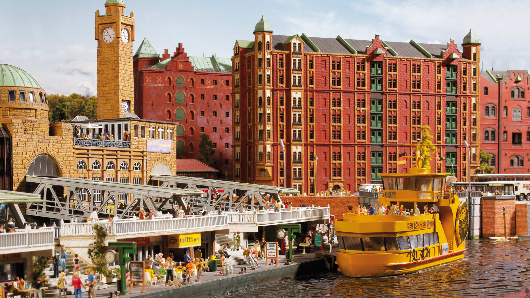Modell der Landungsbrücken im Hamburger Hafen im Miniatur Wunderland