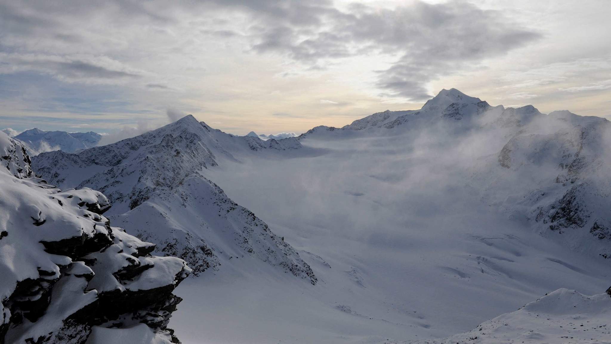 Blick auf einen Gletscher in Sölden, Österreich.