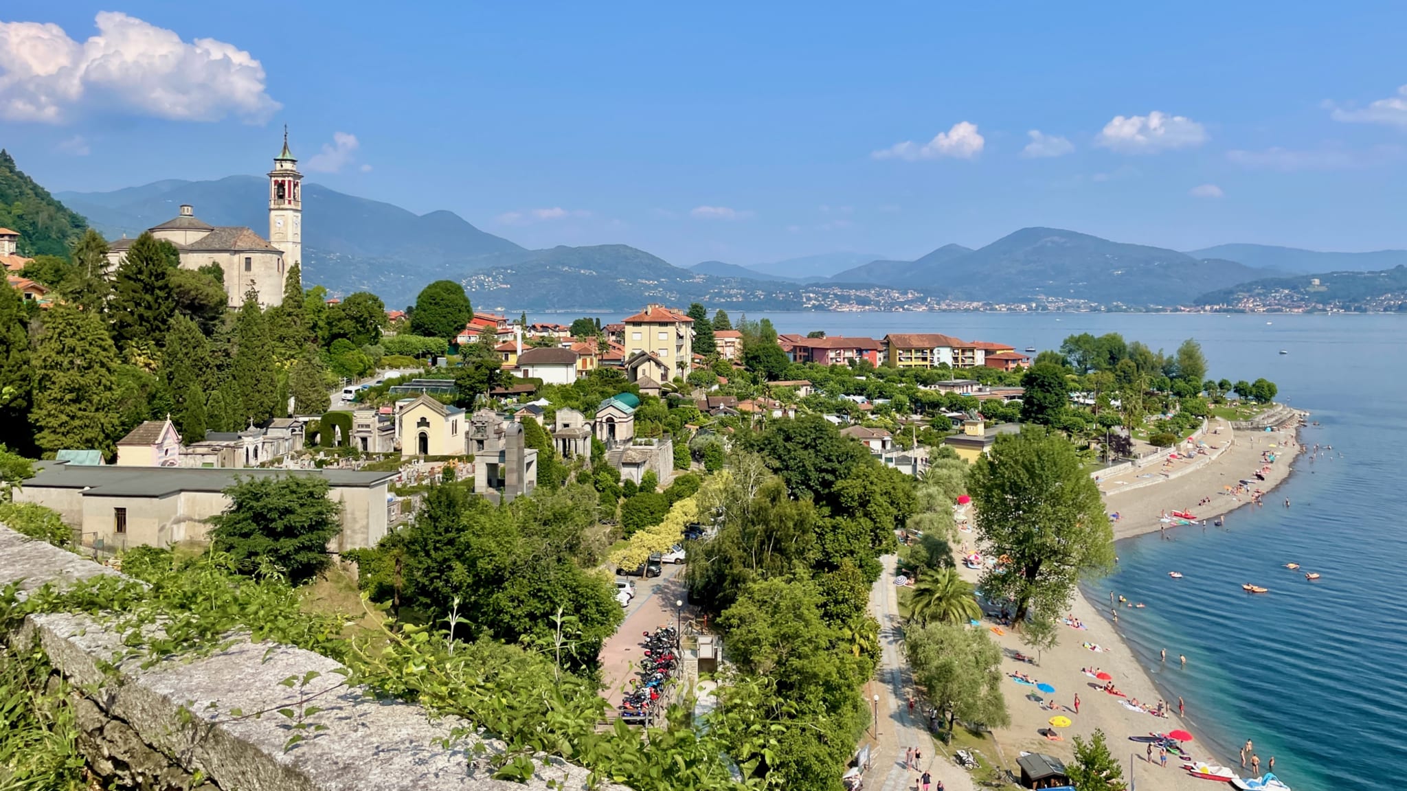 Seestadt Cannero Riviera, Lago Maggiore, Italien