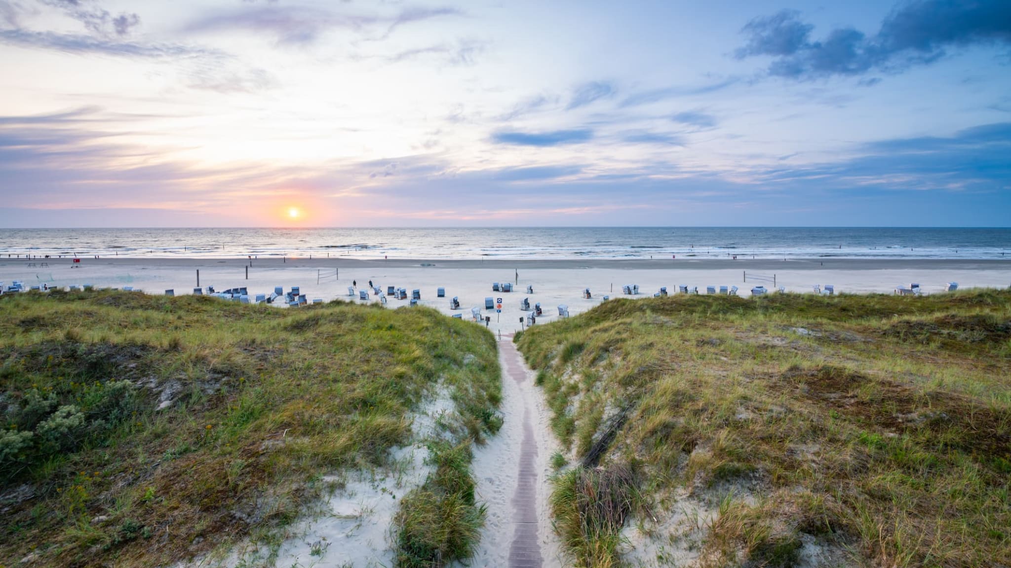 Sonnenuntergang am Nordstrand auf Norderney.