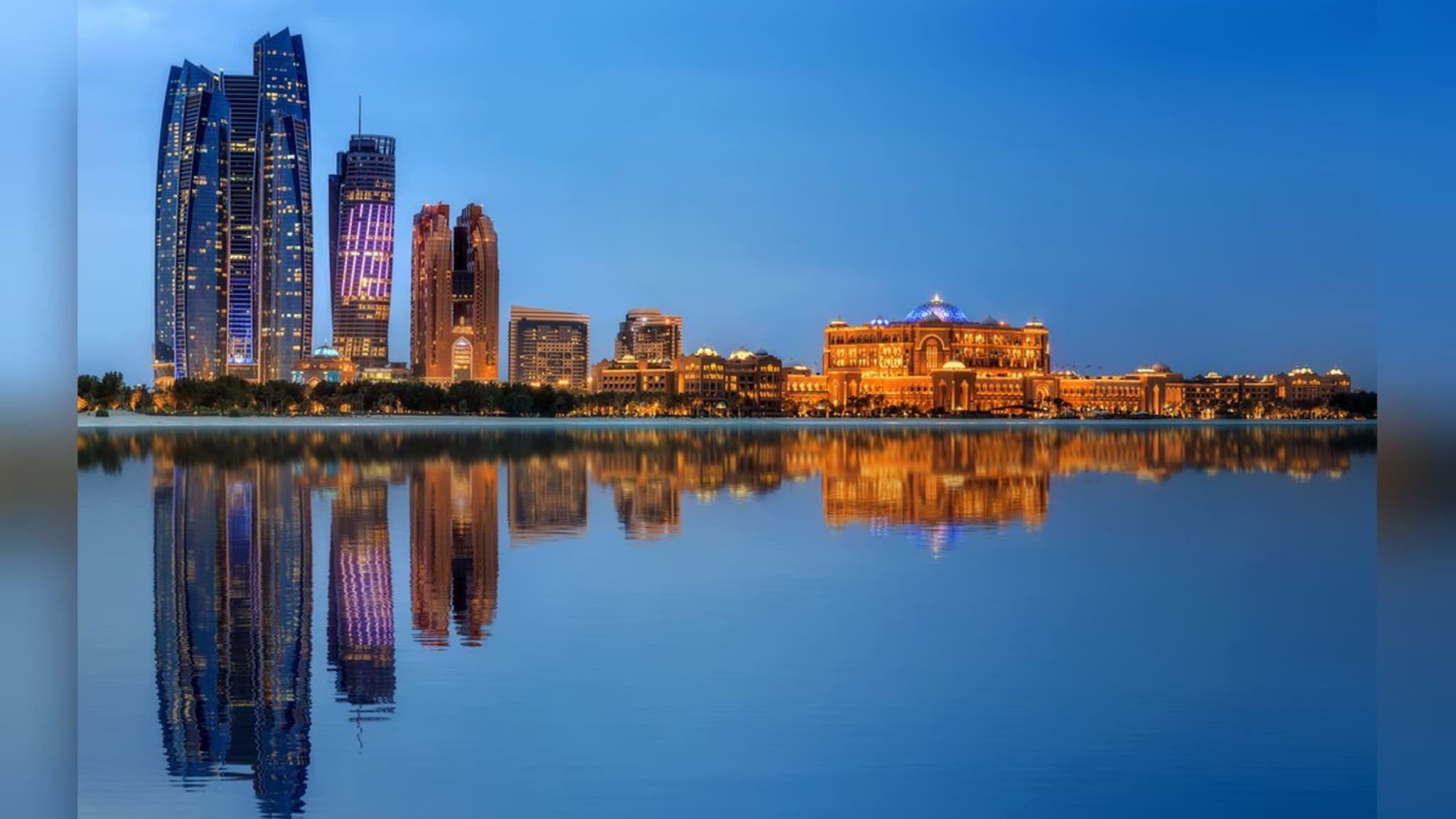 Abu Dhabi landet bei den beliebtesten Städten unter Expats auf Platz fünf. © Shutterstock.com/Boule