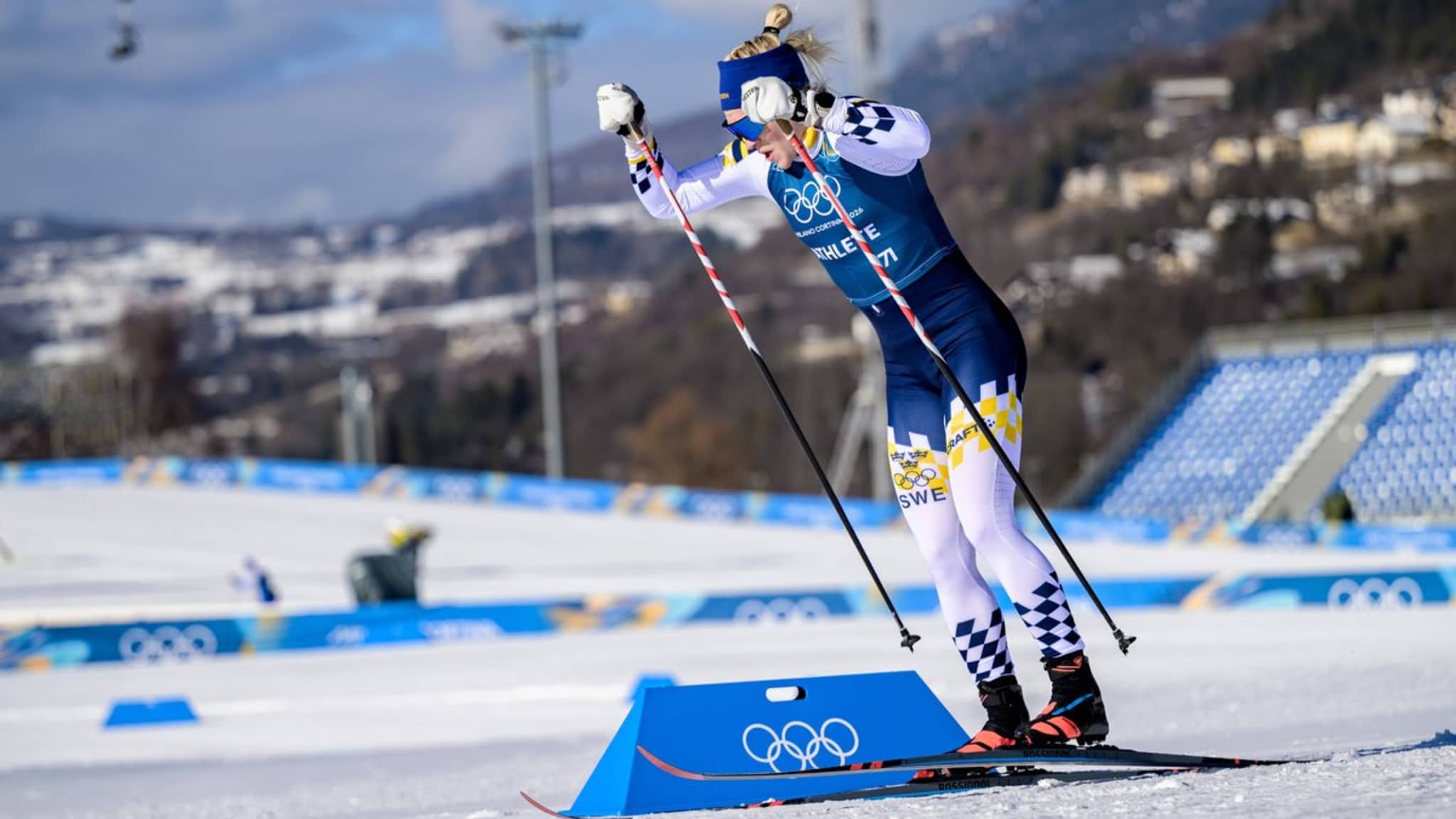 Die schwedische Athletin Jonna Sundling beim Training für die Olympischen Winterspiele im italienischen Tesero. © imago images/Bildbyran