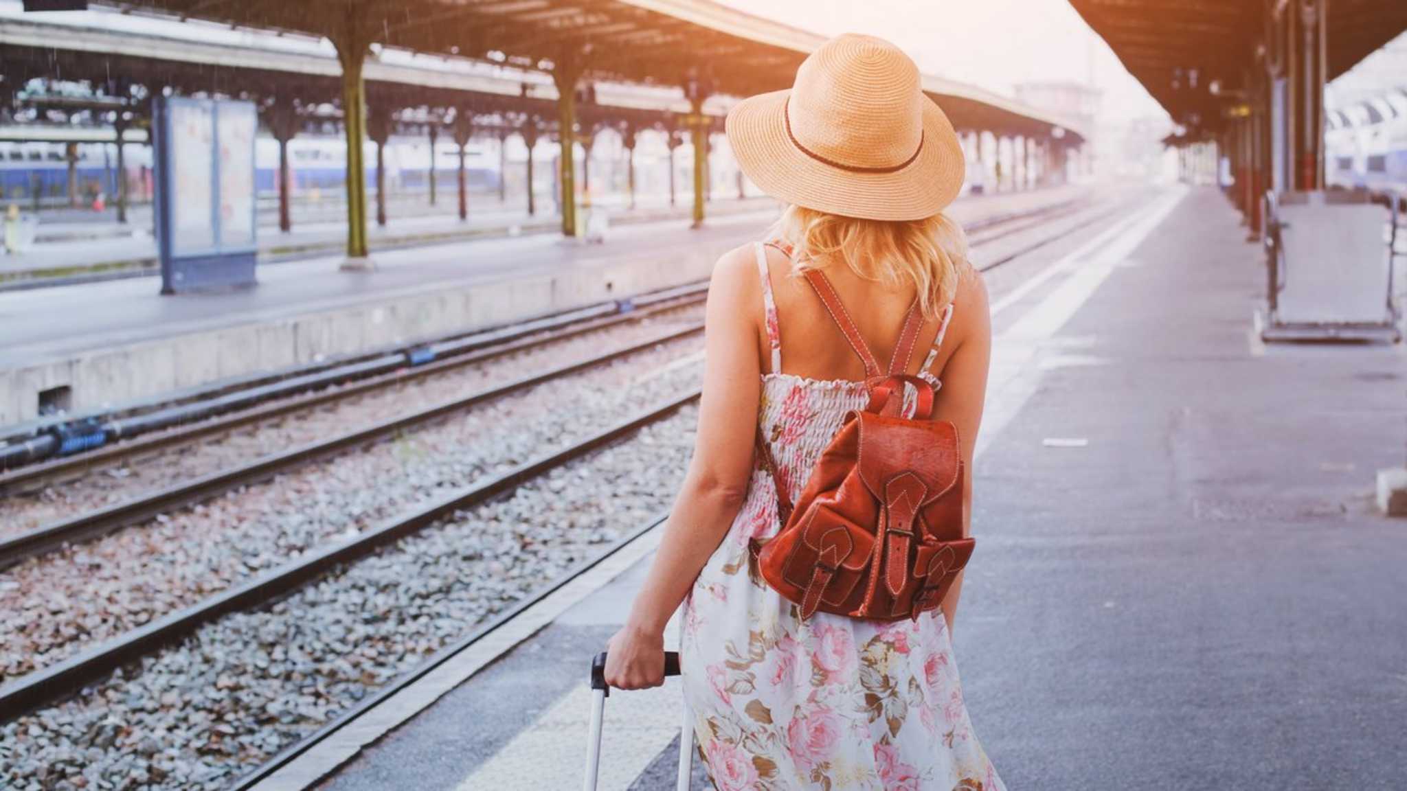 Italien kannst Du sehr gut mit dem Zug entdecken. © iStock via Getty/anyaberkut