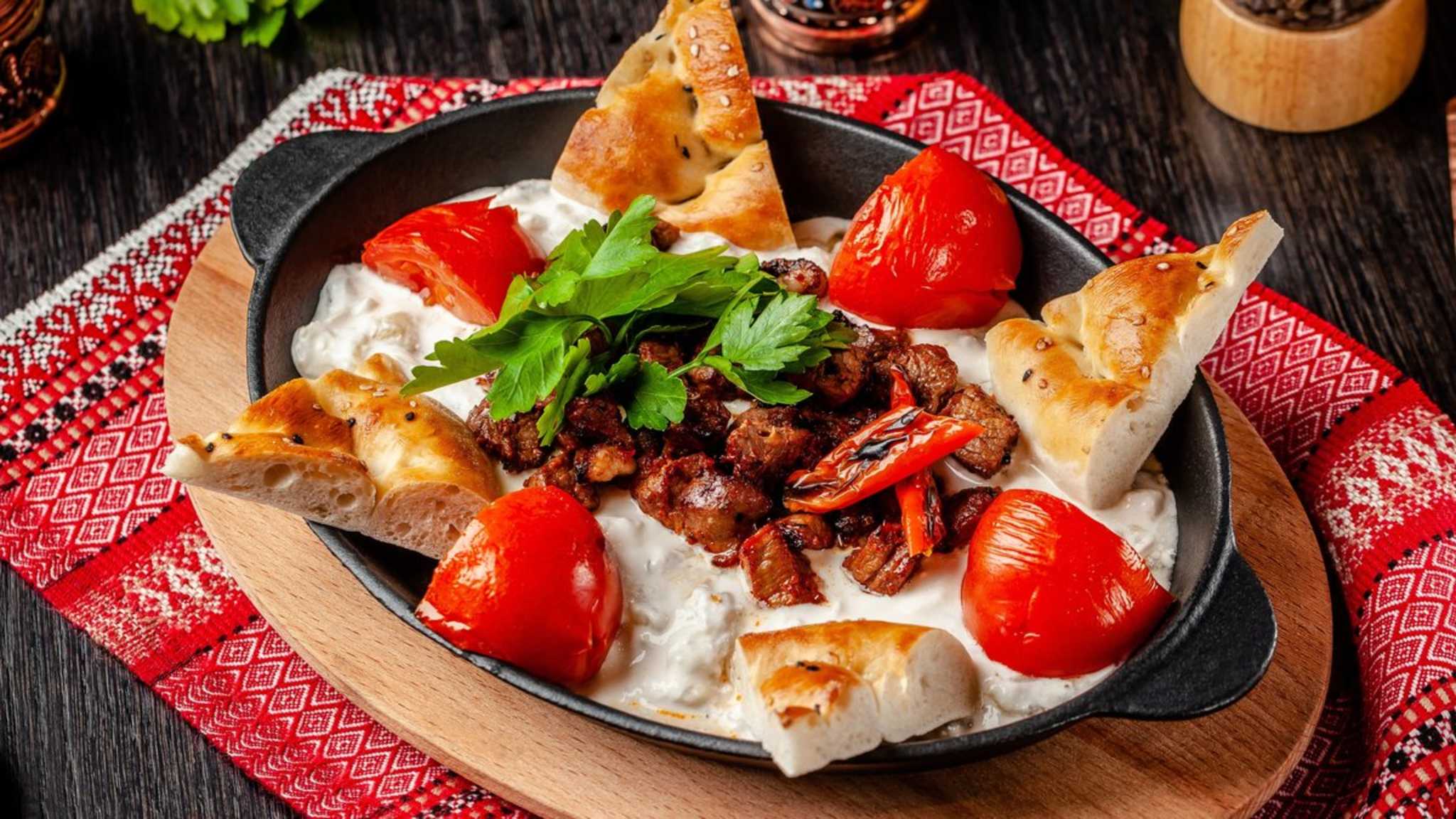 Ali Nazik gibt es in unterschiedlichen Varianten. © iStock via Getty/Zufar Kamilov